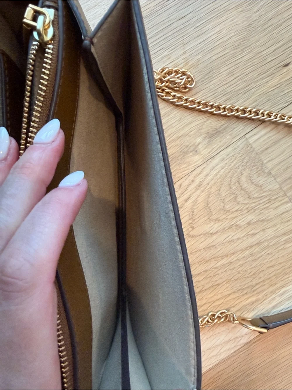 Tory Burch tory burch