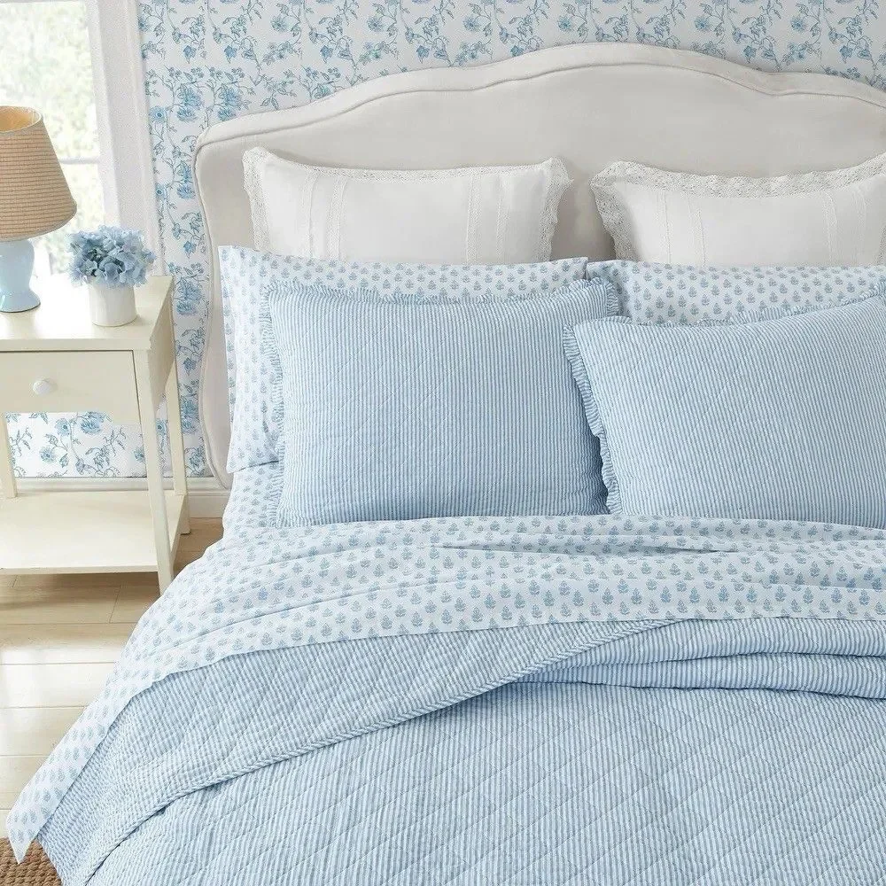 Laura Ashley this laura