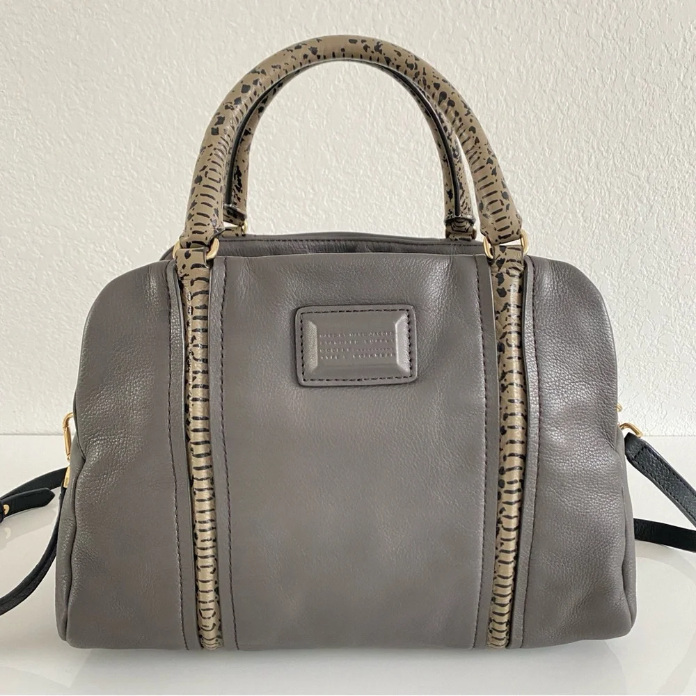 Marc by Marc Jacobs Q Snake Satchel gray Leather Bag