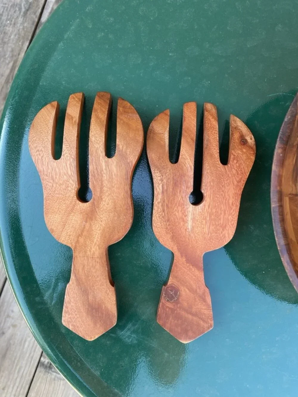 Unbranded this three
