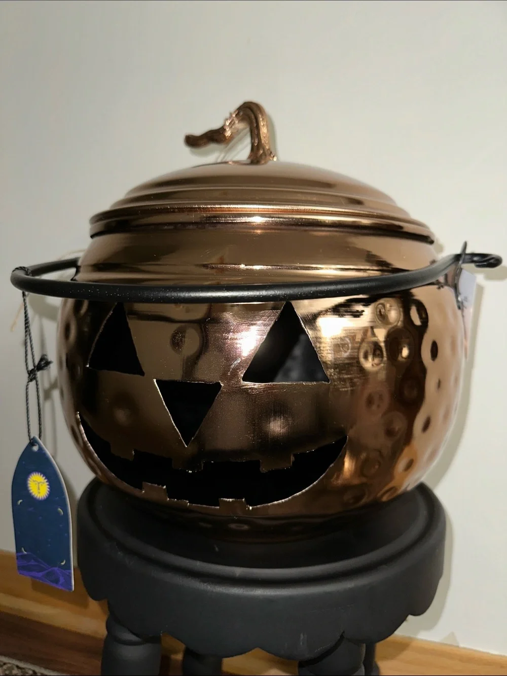 N/A stylish metallic