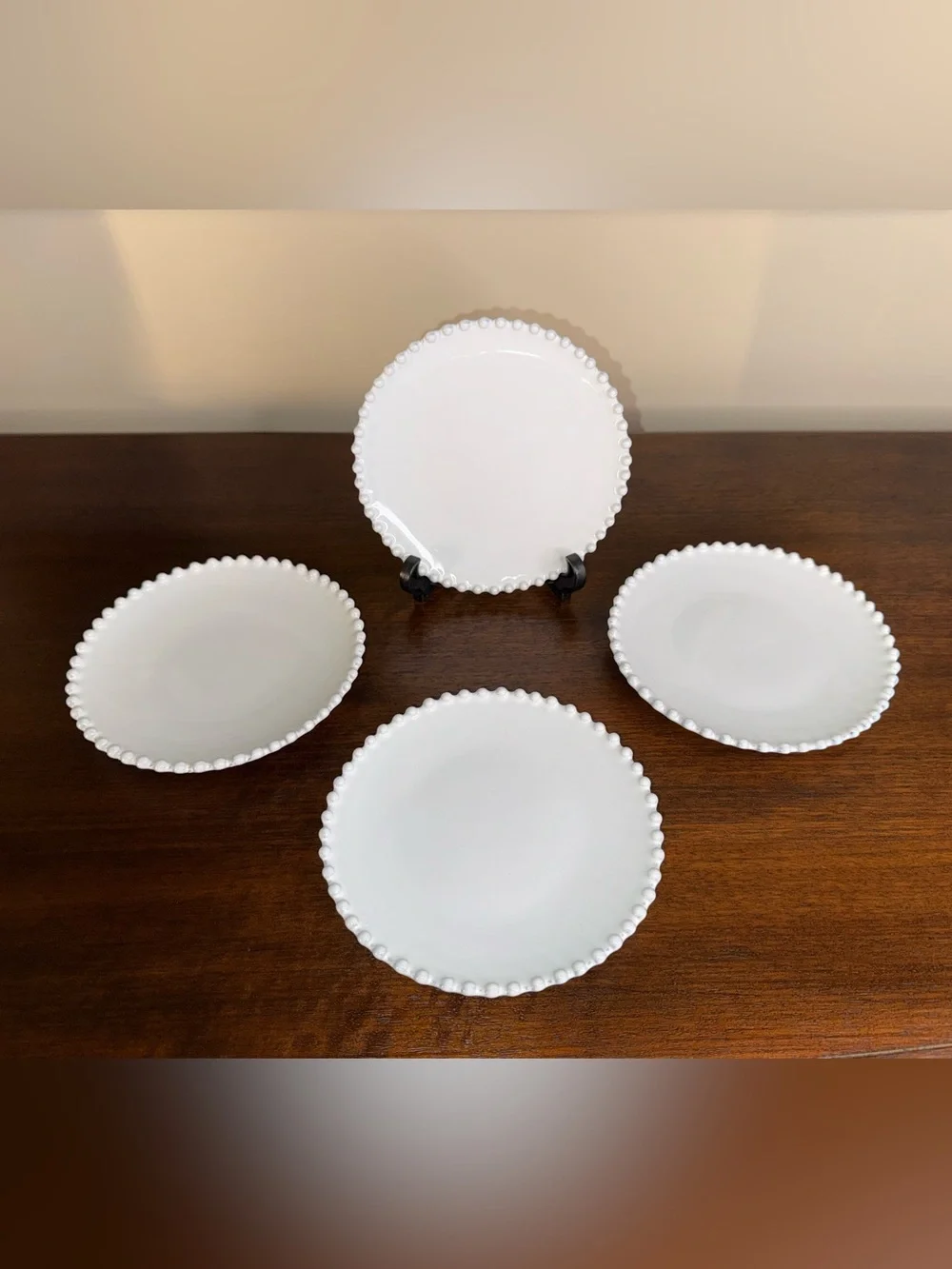 Costa Nova White Beaded Edge 6” Dessert Plates - Set of 4