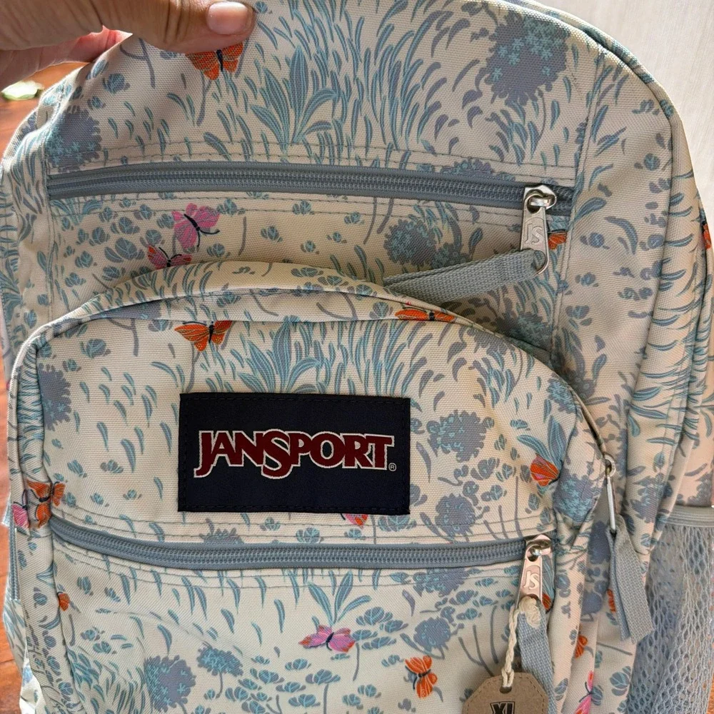 Jansport big student