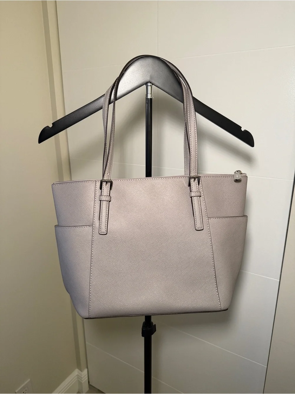 Michael Kors stylish michael