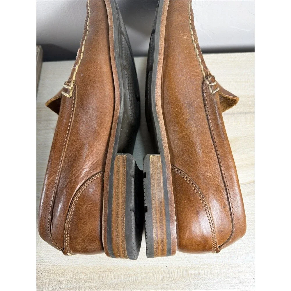 Sperry comfortable slip logo