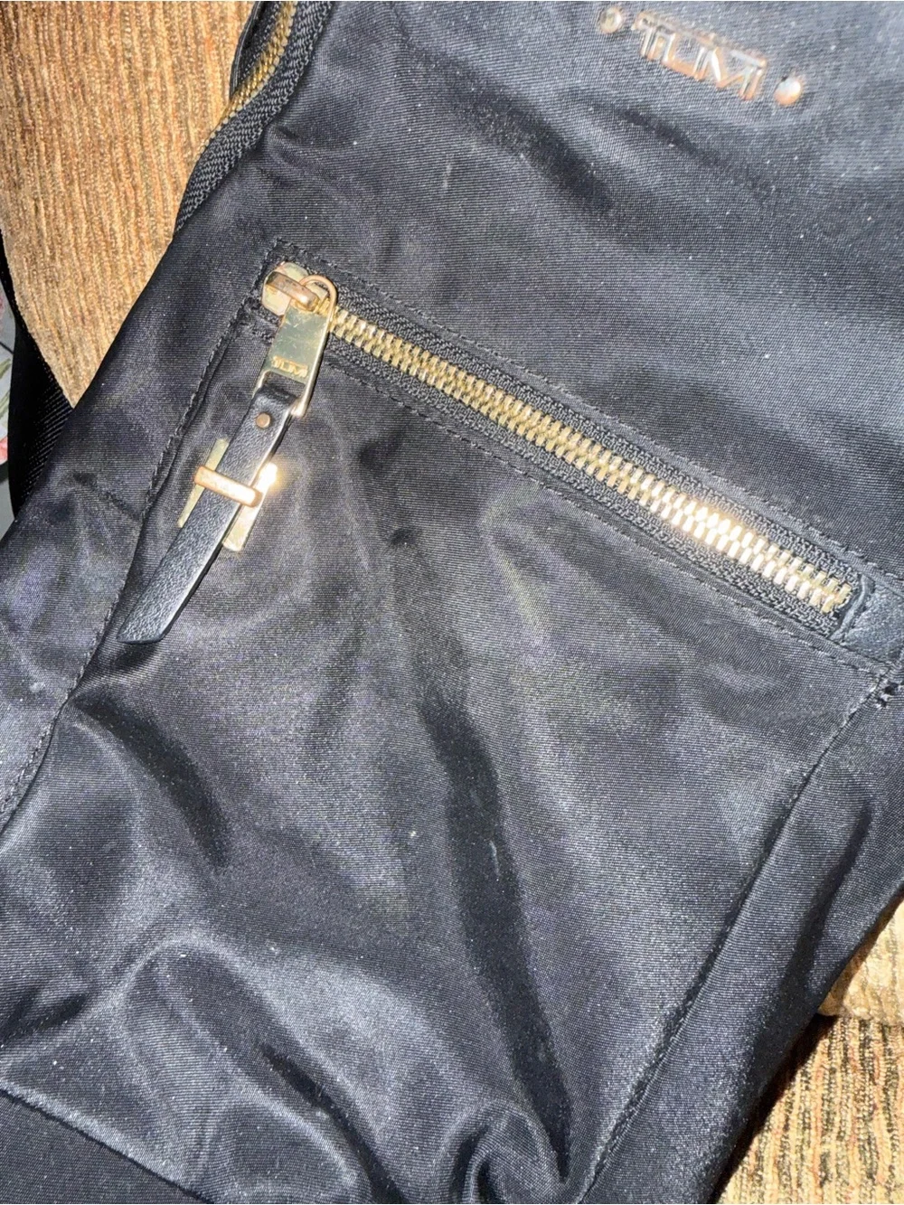 Tumi sling bag
