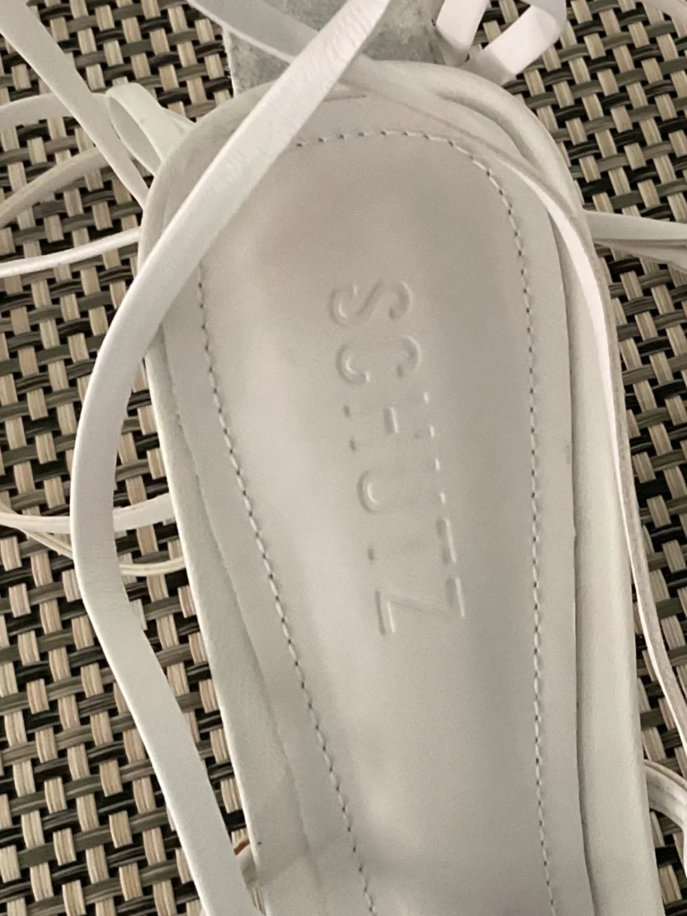 SCHUTZ glenna white