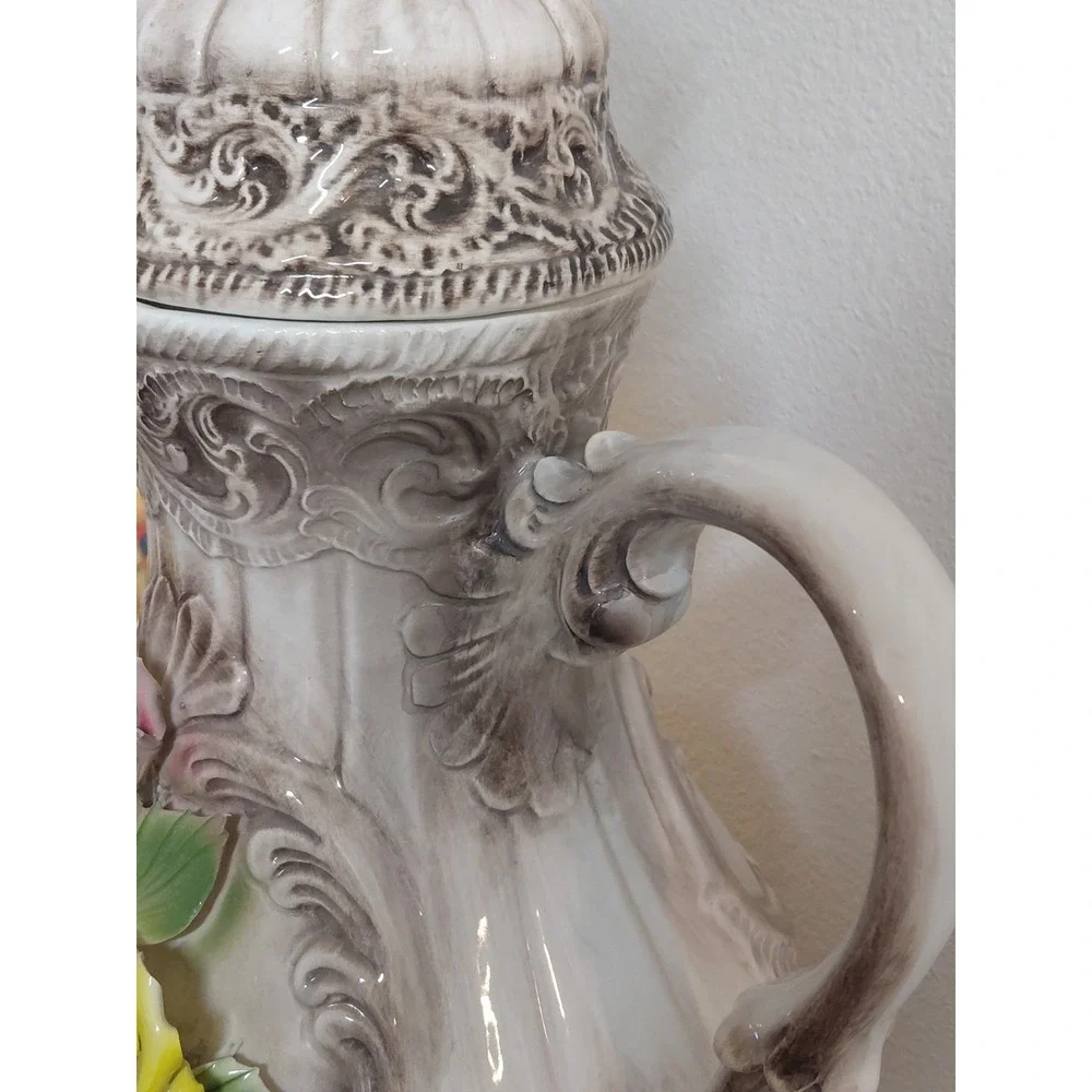Capodimonte massive vintage
