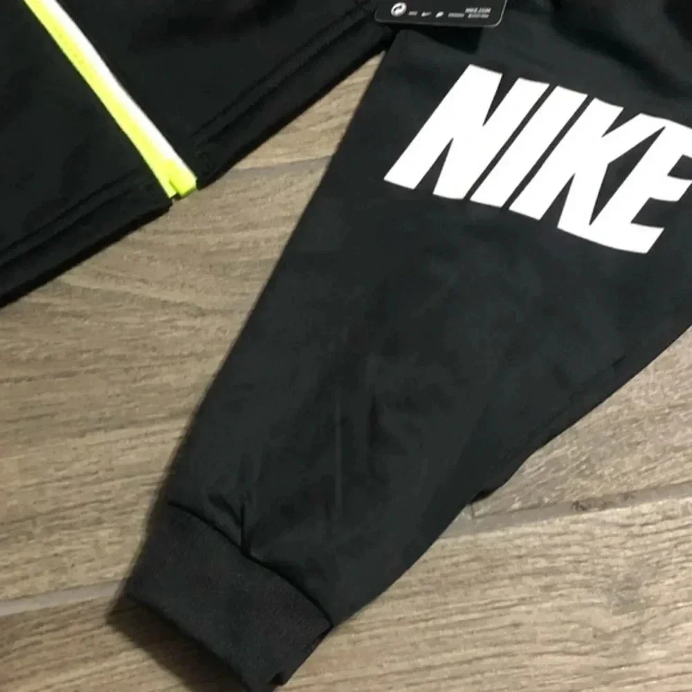 Nike love jacket black