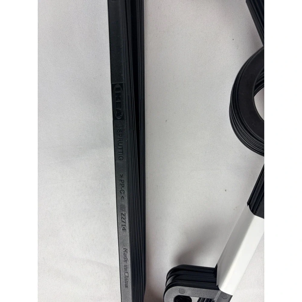 IKEA spruttig black