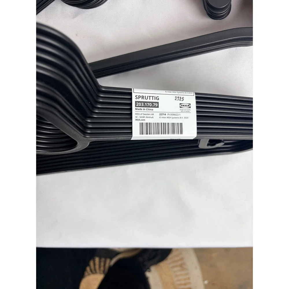 IKEA spruttig black