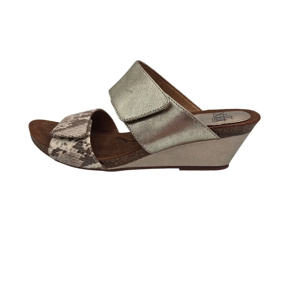Sofft wedge sandals