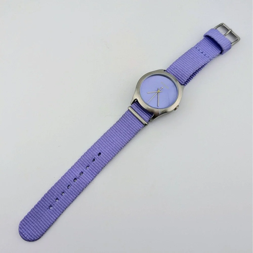 Nixon mod women