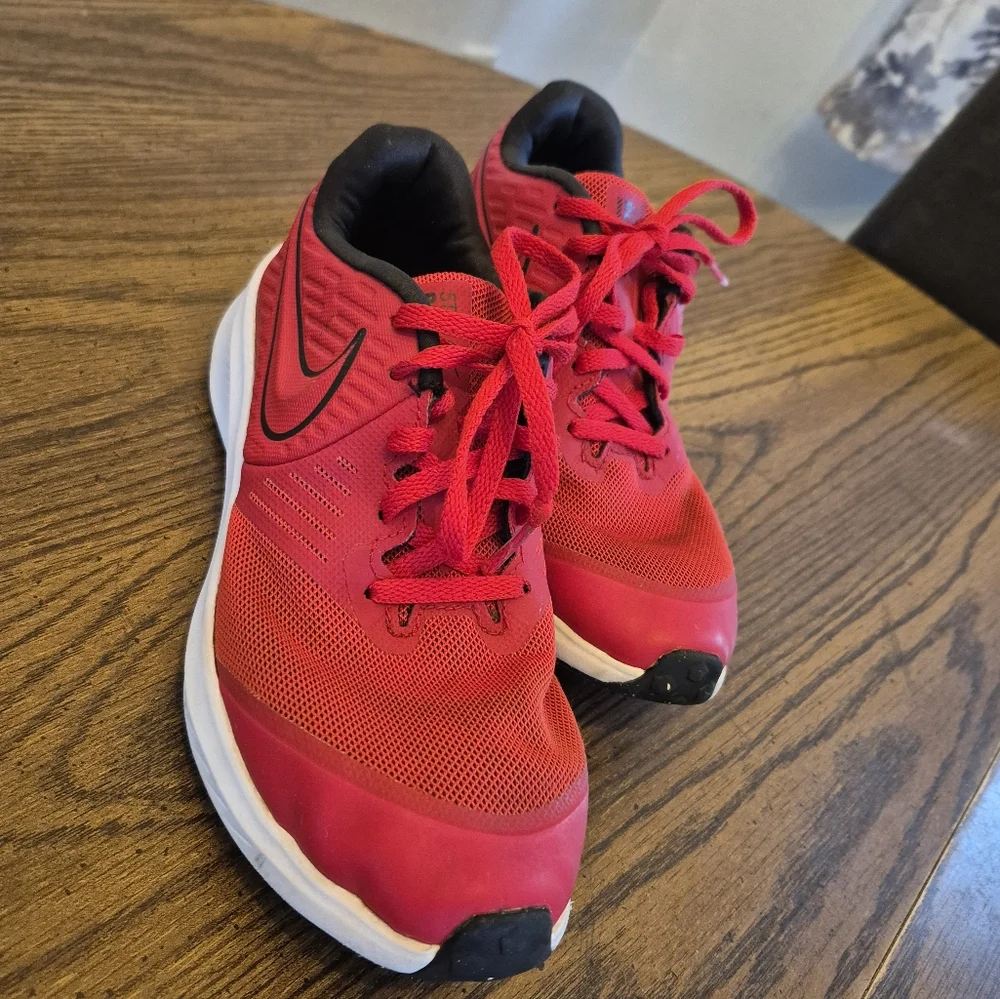 Nike lightweight kids