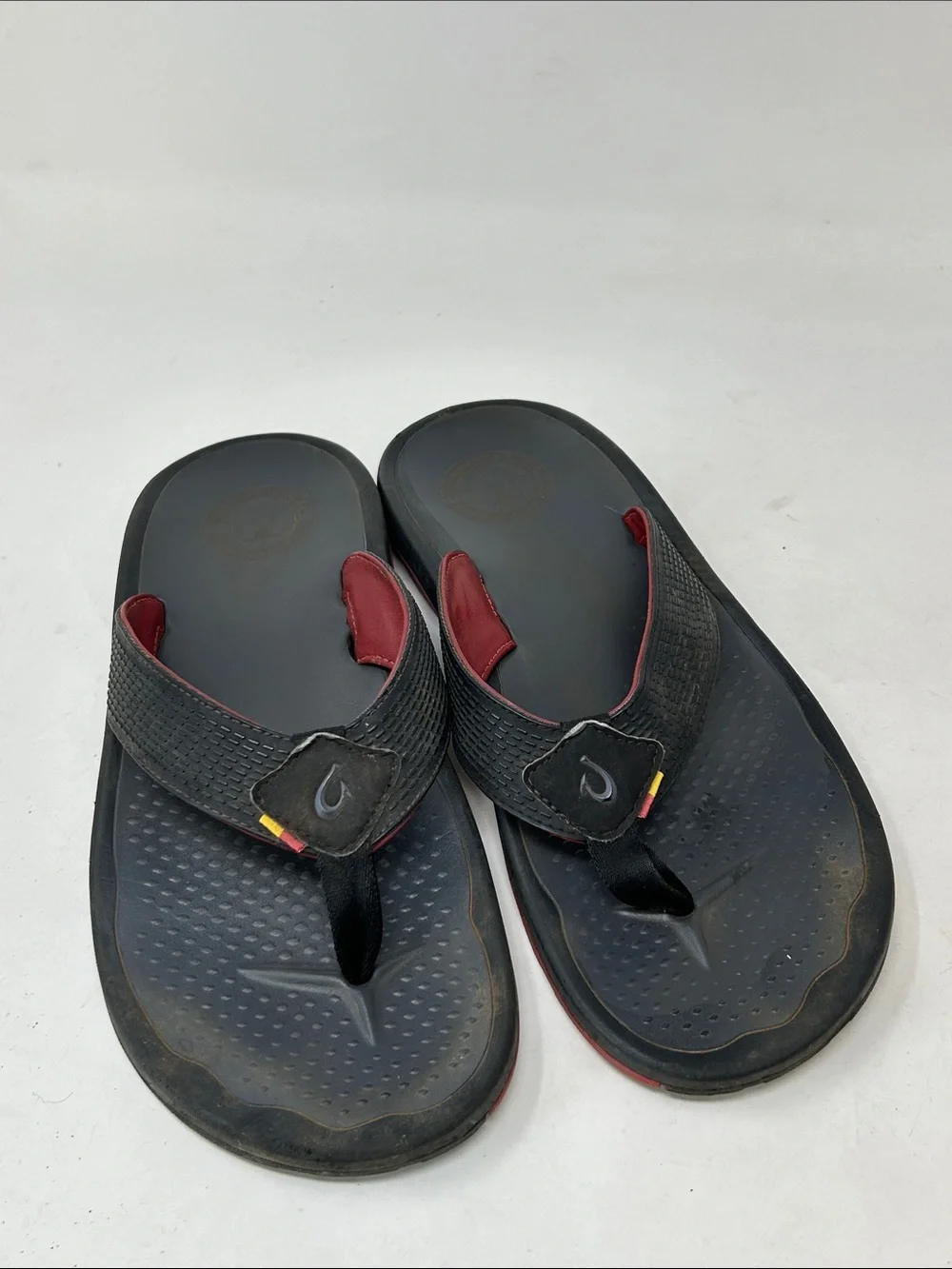 OluKai Men's Flip Flop Sandals Men’s Lifeguard Association Size 12/12.5