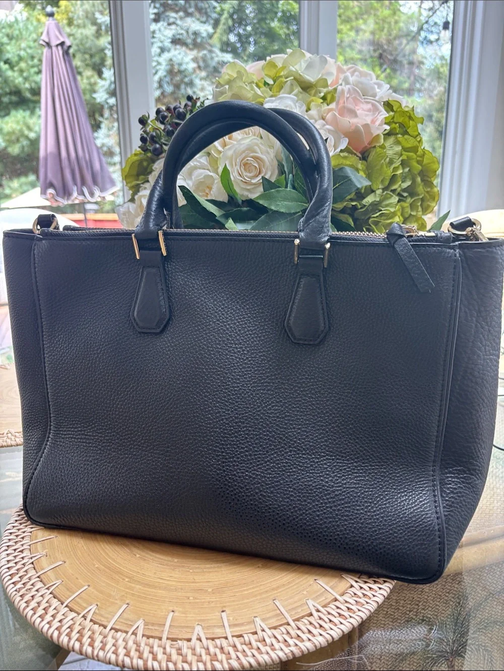 Tory Burch 16 closure
