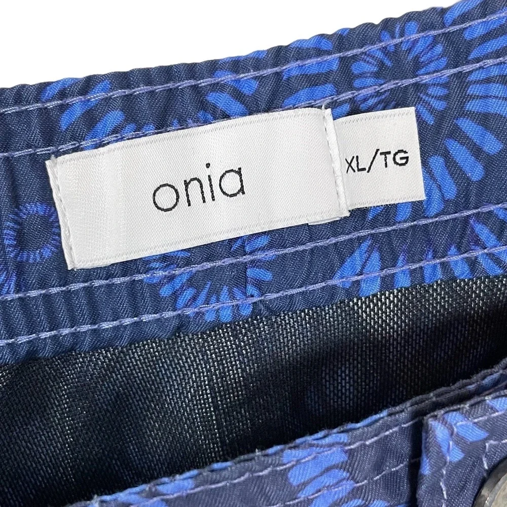 Onia charles swim