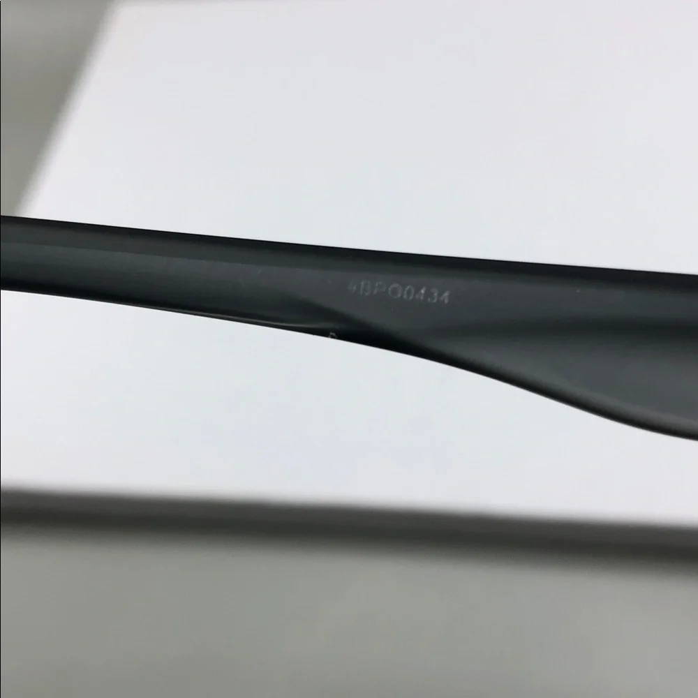 Tifosi Optics minor scratches
