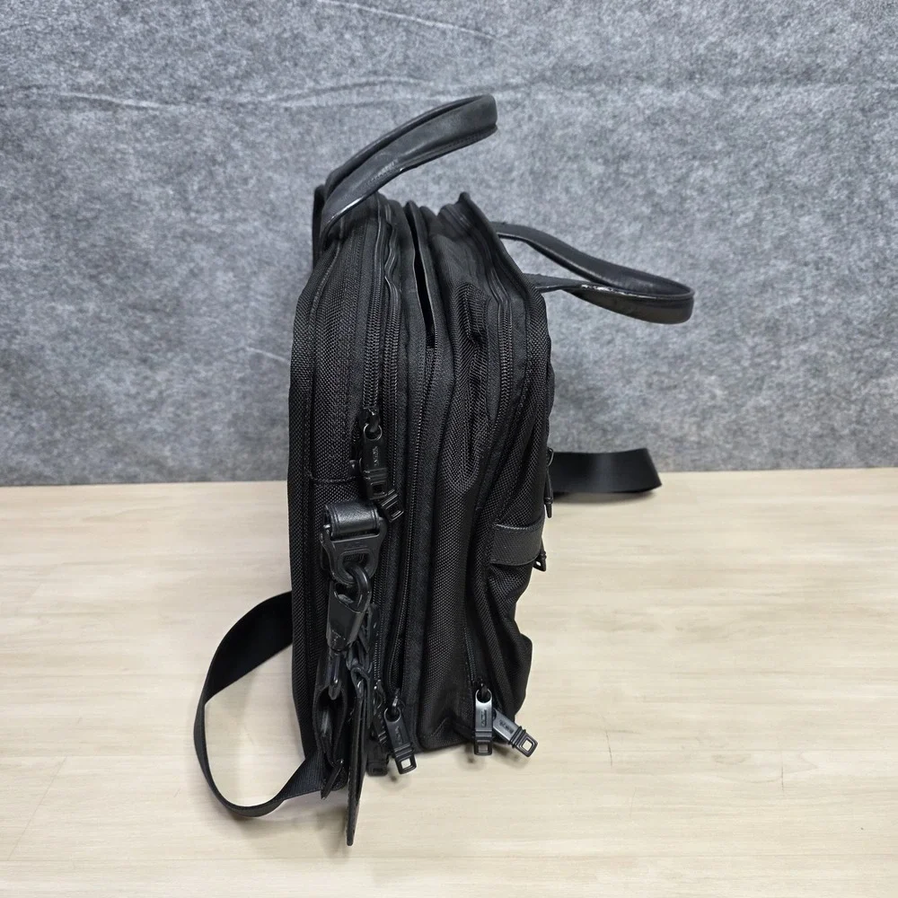 Tumi black alpha