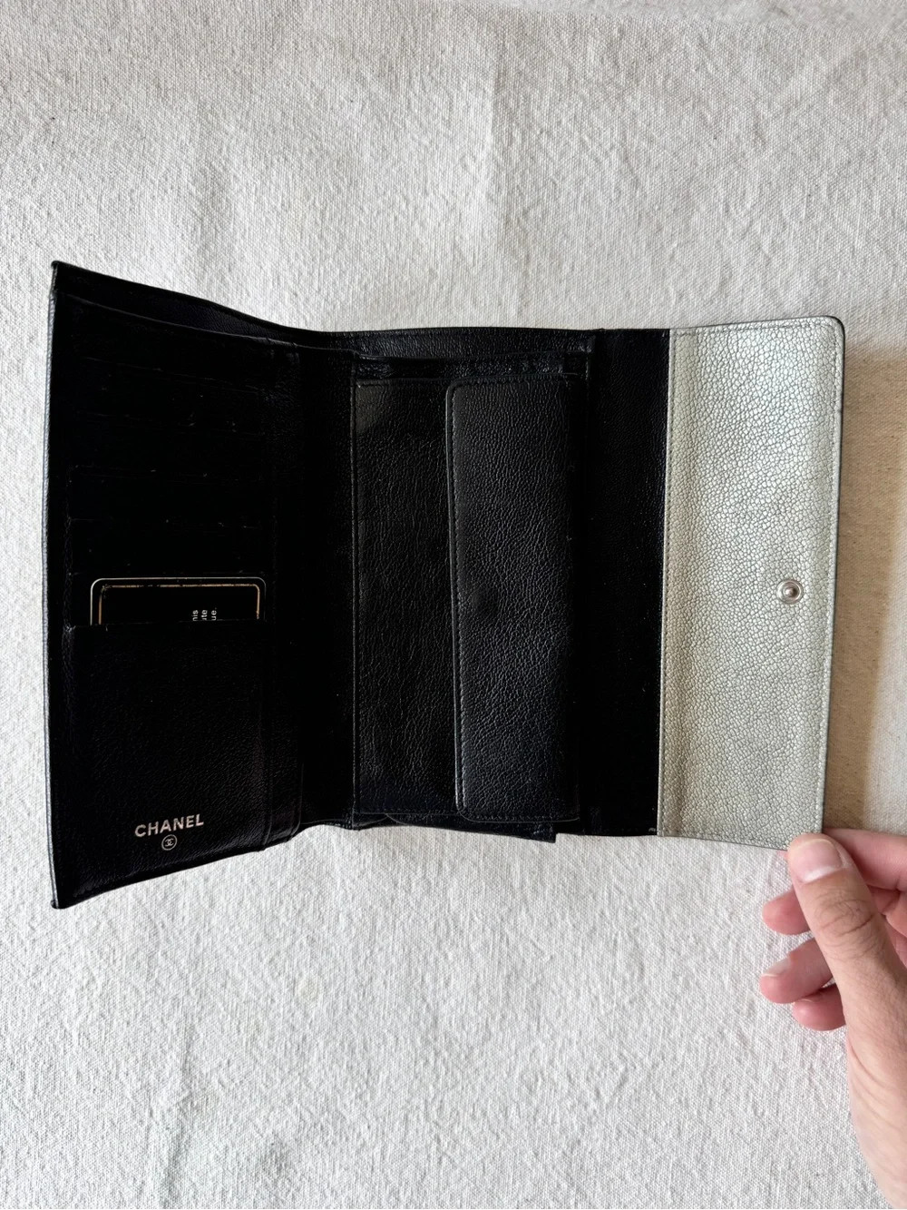 CHANEL continental wallet