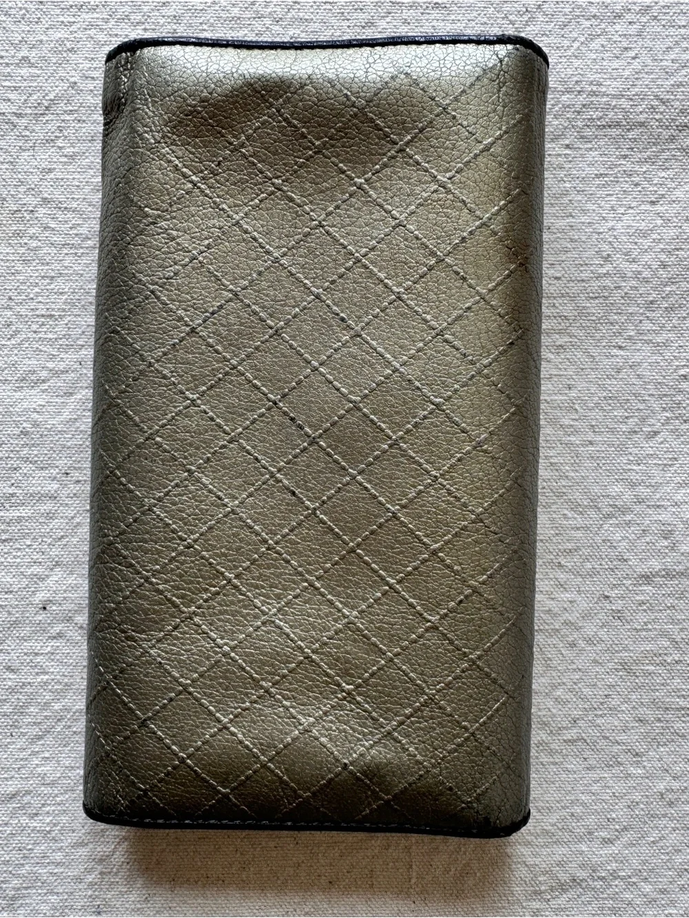 CHANEL continental wallet
