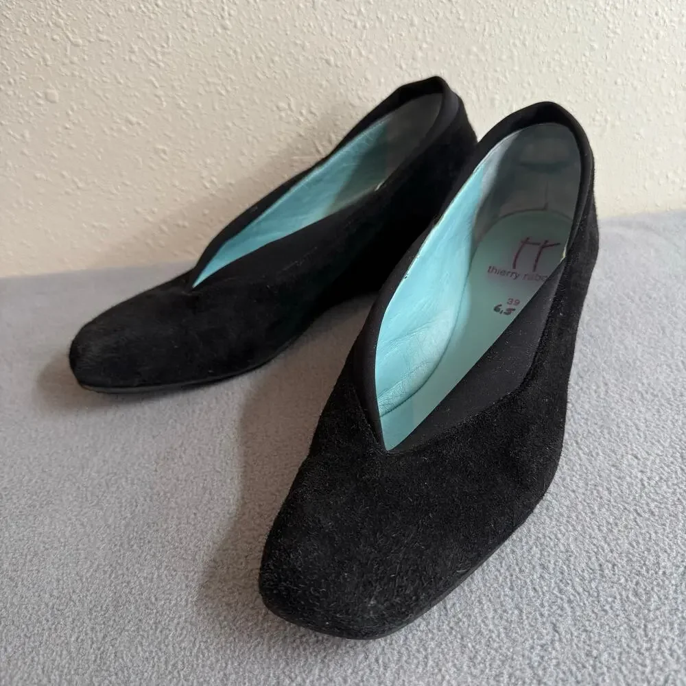 Thierry Rabotin Suede Wedges 39 Black Artsy‎ Round Toe Minimalist Chic Boho