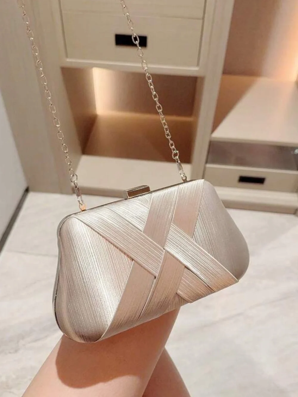 N/A sleek silver