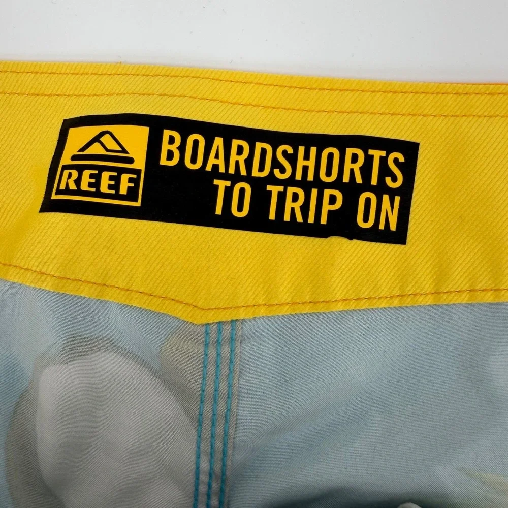 Reef outseam feature including