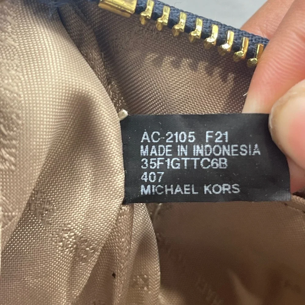 Michael Kors‎ 35F1GTTC6B 407 Jet Set Travel Medium Zip Pouchette Crossbody Bag