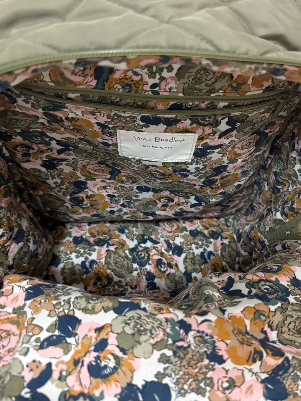 Vera Bradley measurements 15in