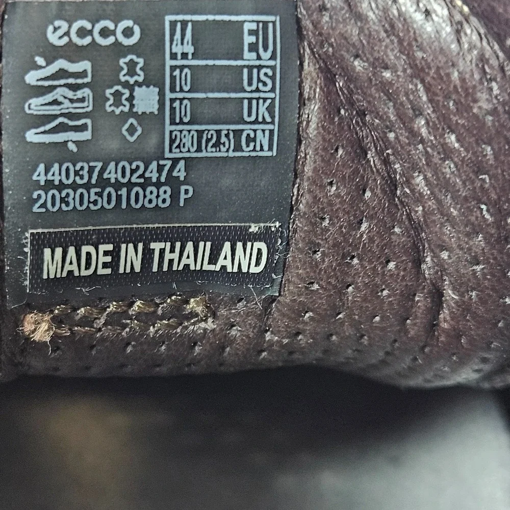 Ecco soft chukka