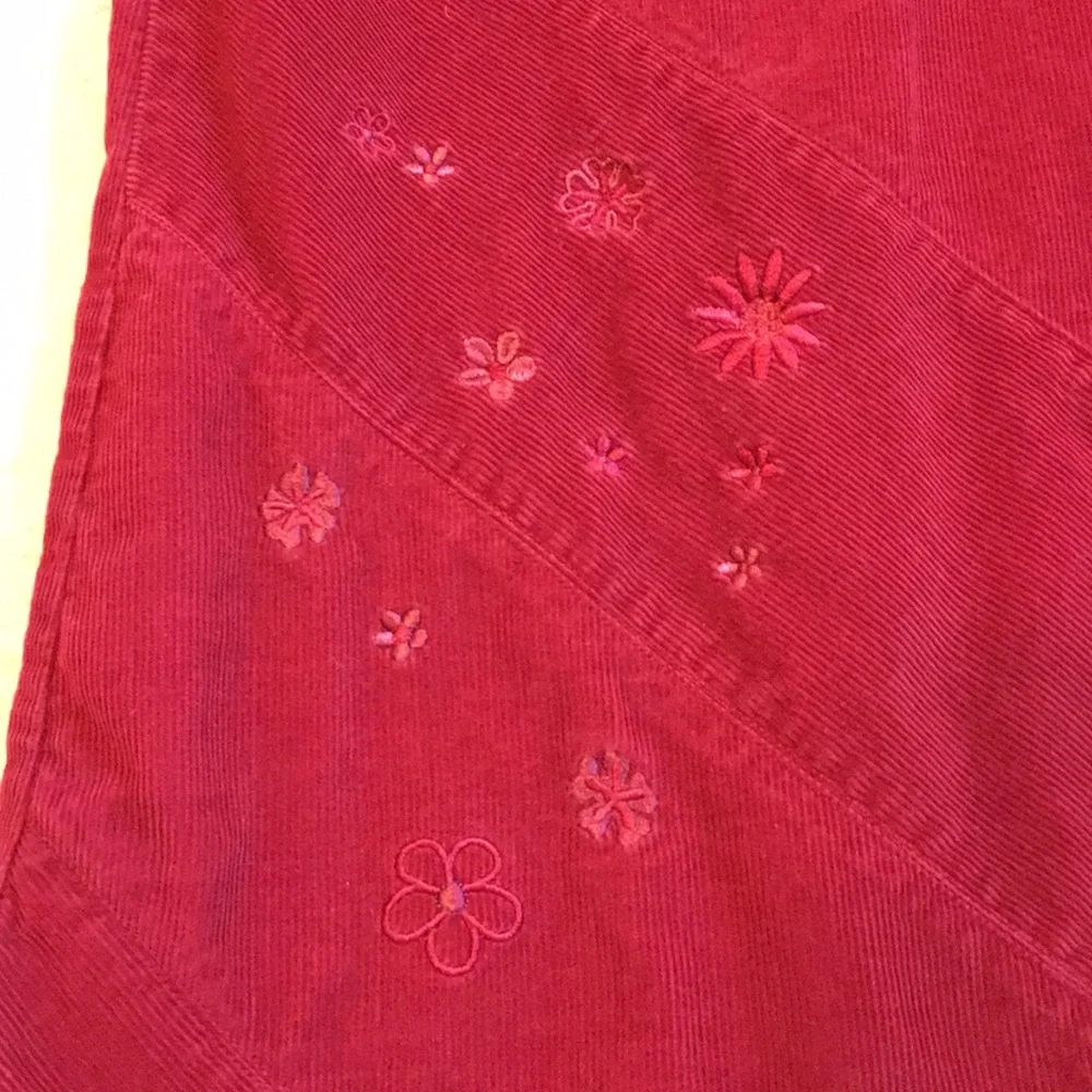 GAP dark red