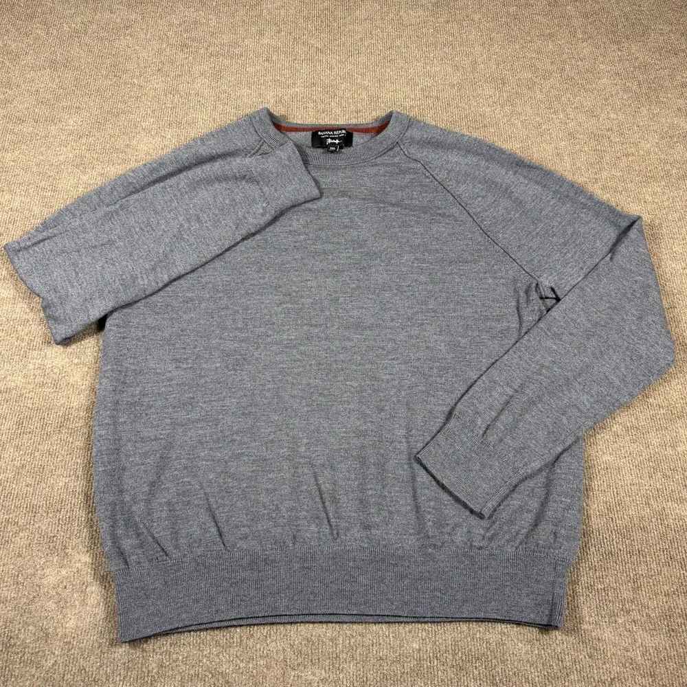 Banana Republic holes if brand