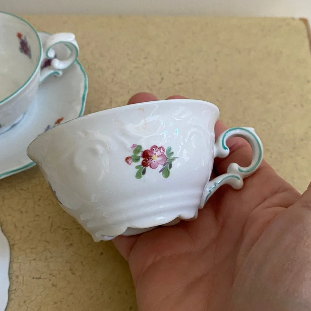SCHUMANN BAVARIA Tea Cups and Saucers