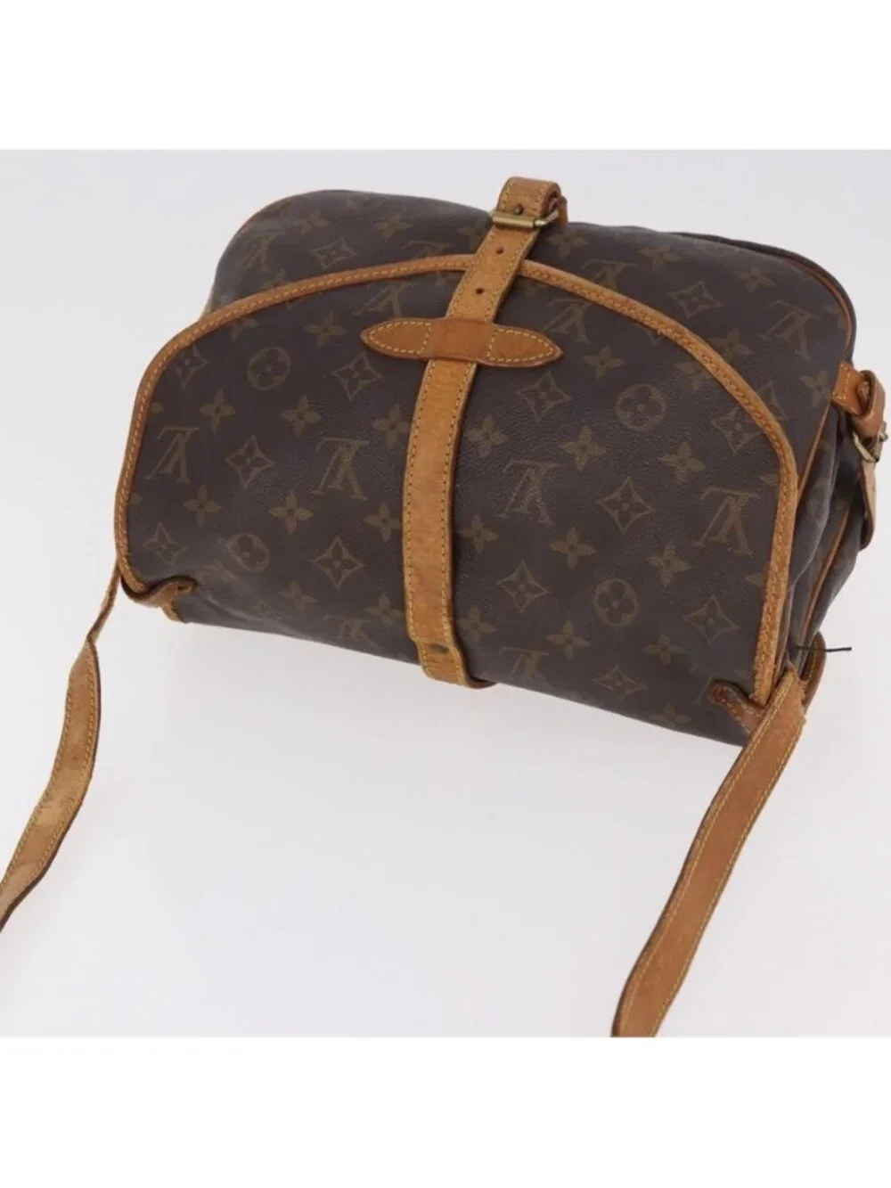 LOUIS VUITTON pre owned