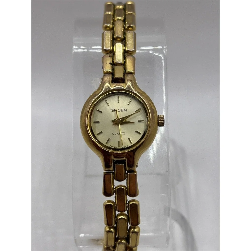 Vintage Gruen Women's Quartz Watch 6