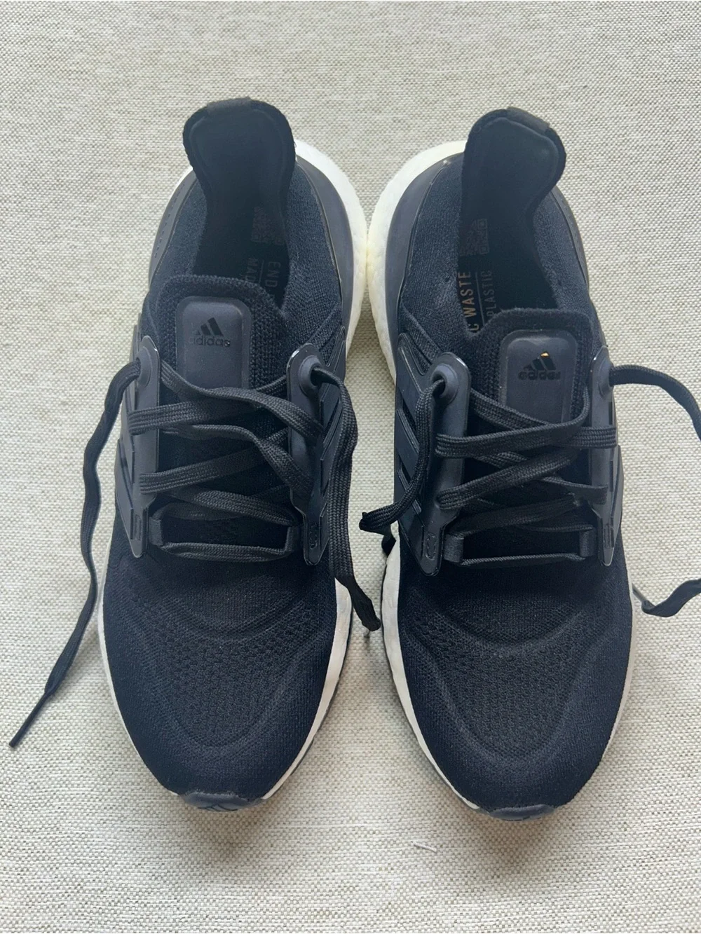 adidas lightweight knit