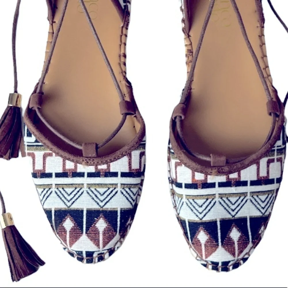 Franco Sarto aztec canvas