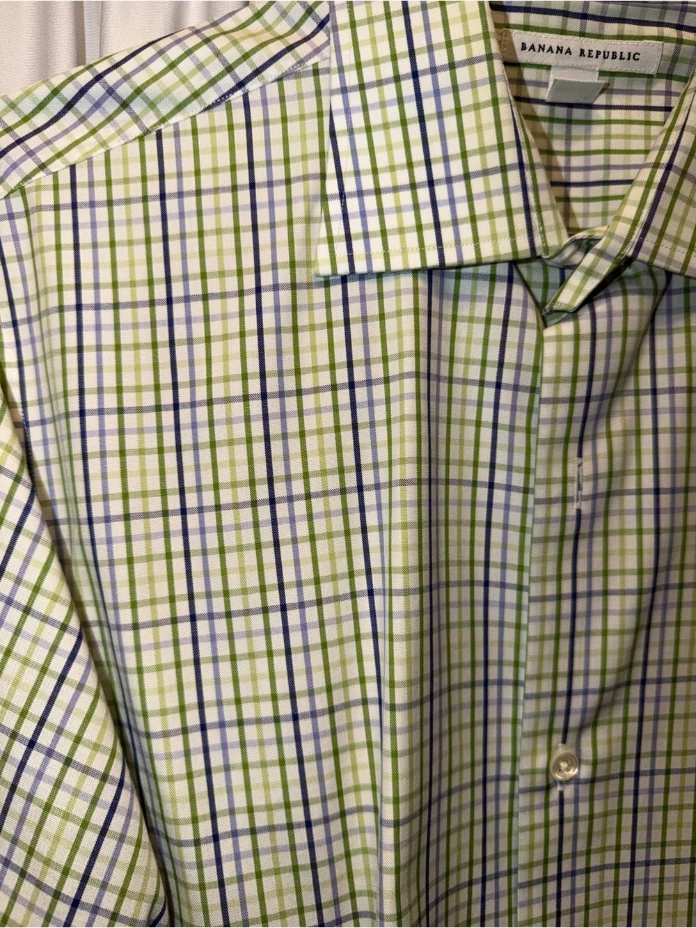 Banana Republic classic button
