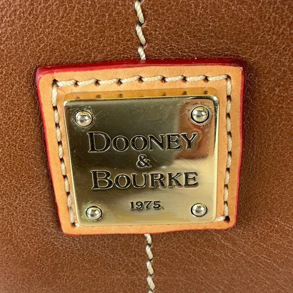 Dooney & Bourke 5gum double