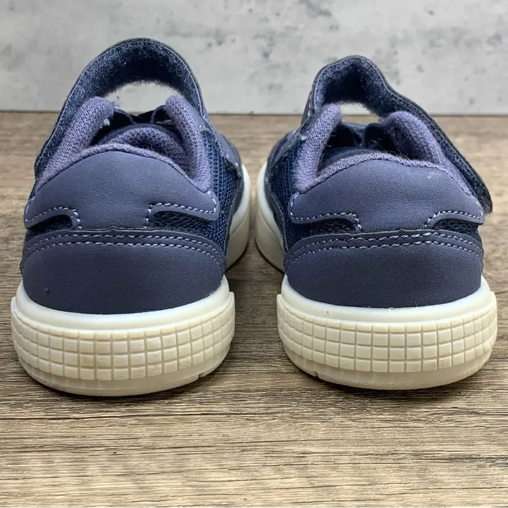 Zara zara~baby~blue sneakers~size