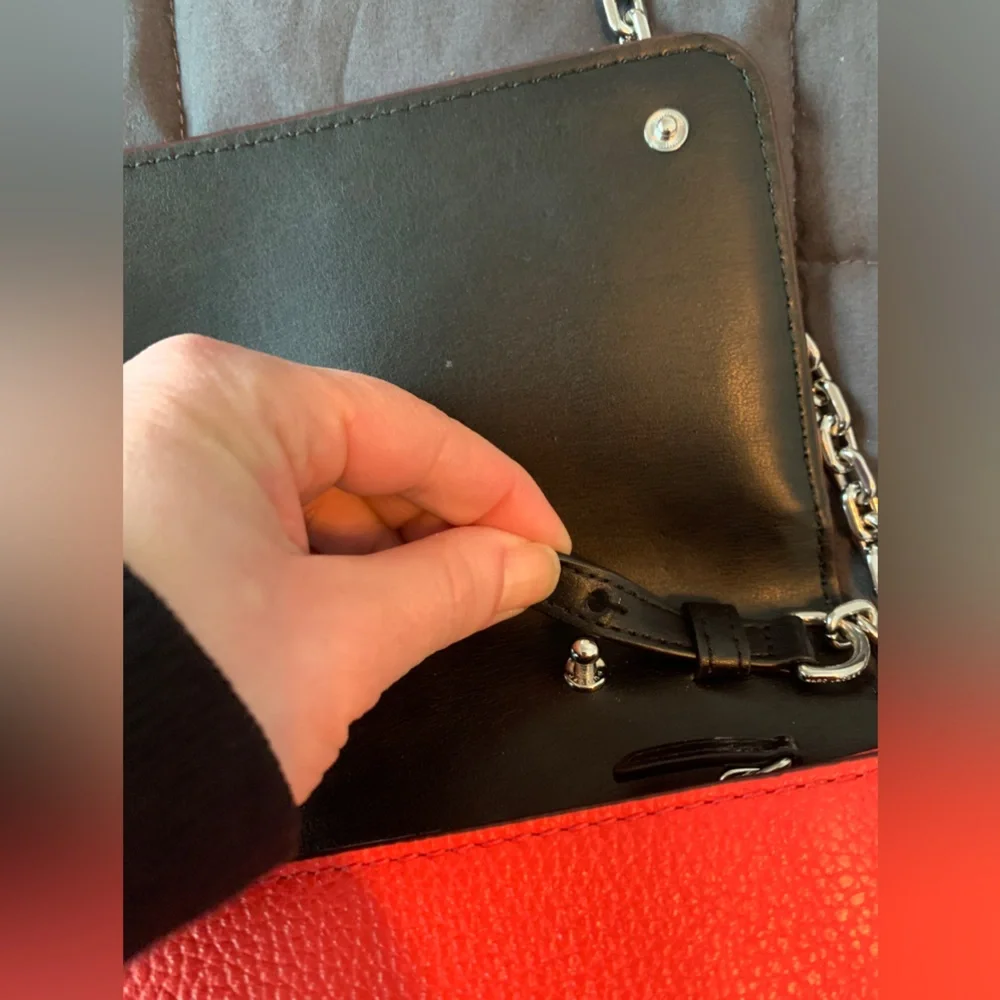 Marc Jacobs all 5” removable
