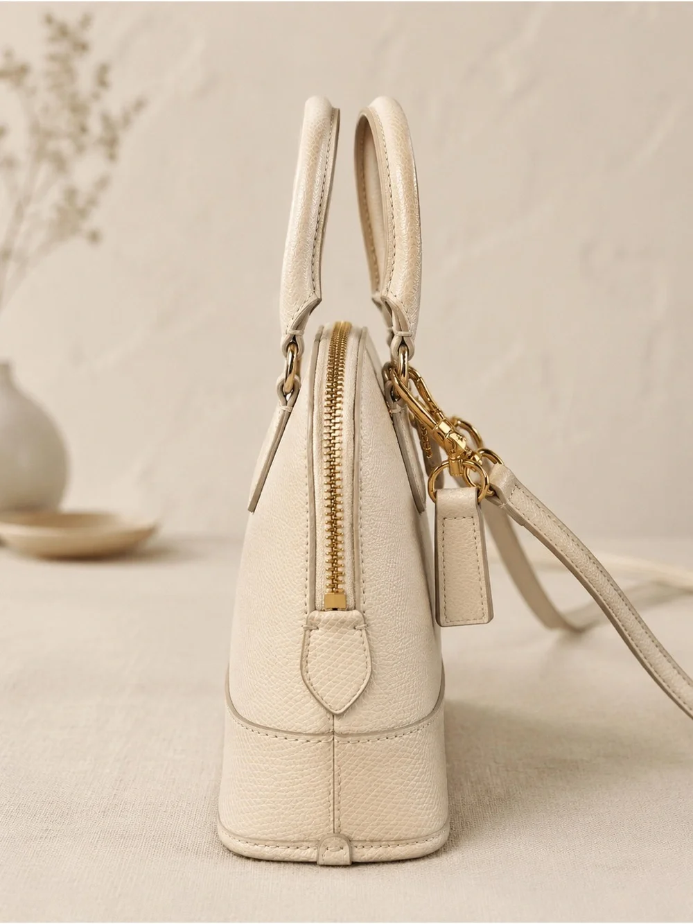 Coach authentic mini