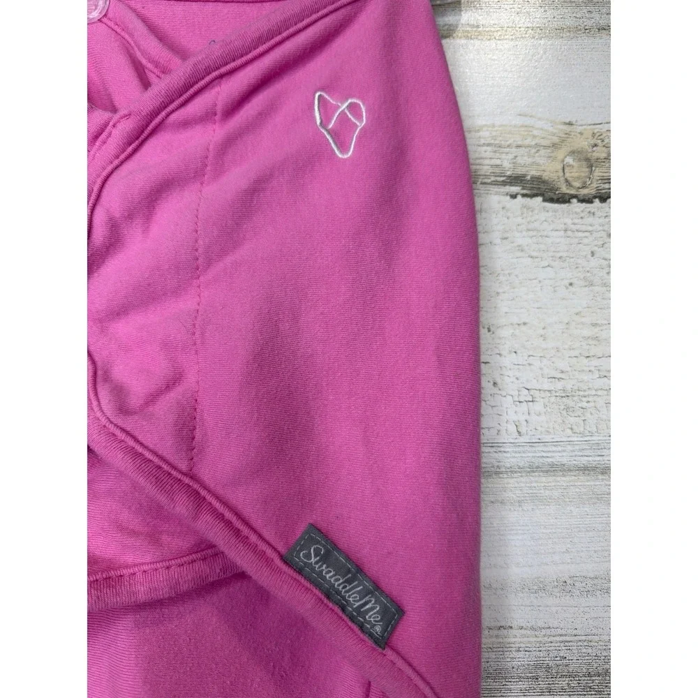 SwaddleMe brand type