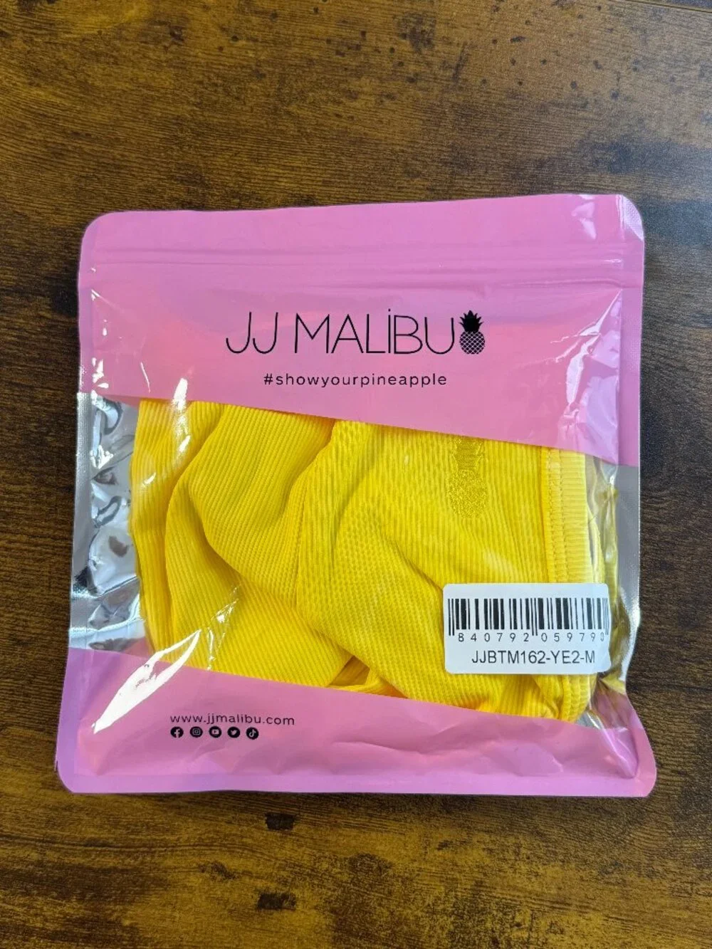 JJ Malibu: G String V Back Jockstrap - Sun Yellow