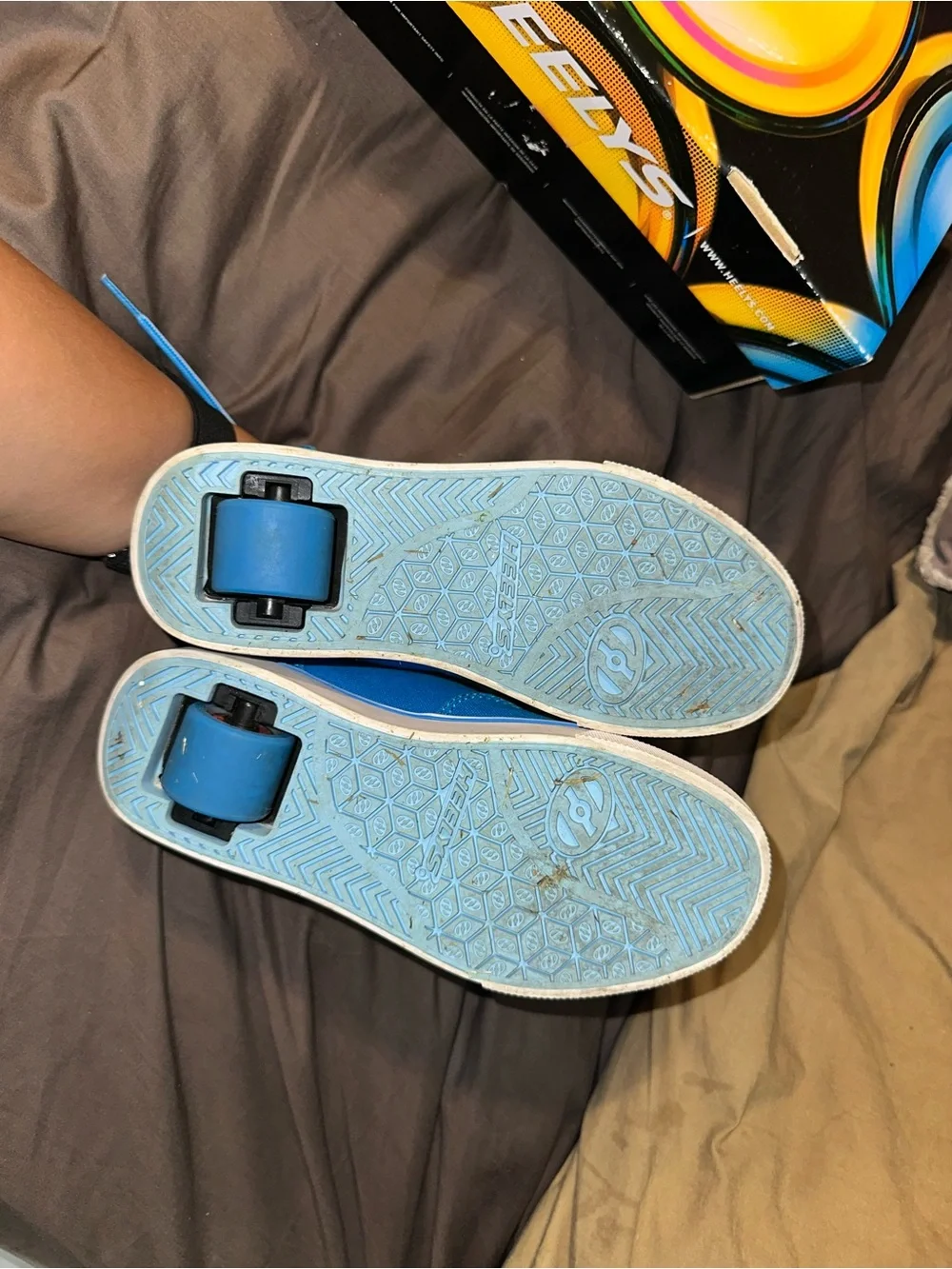 Heelys blue lace
