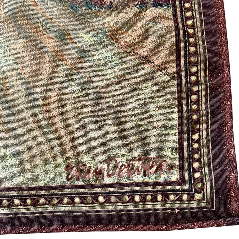 Riddle Home & Gift beautiful woven