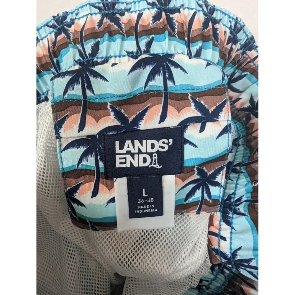 Lands End men palm