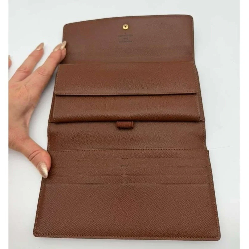Louis Vuitton authentic louis