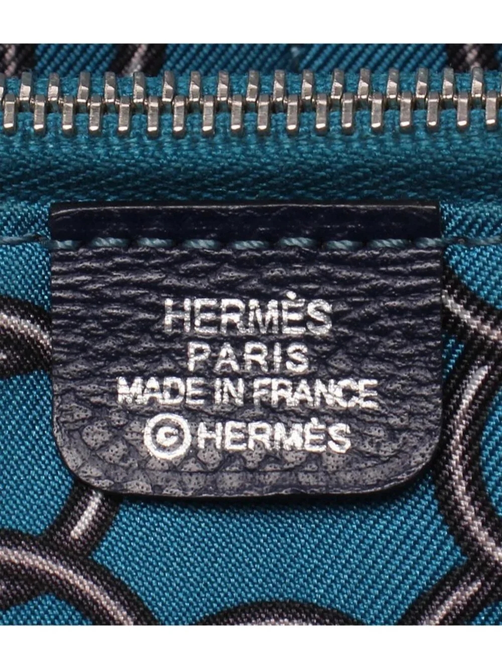 Hermes zip around